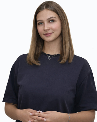 Толстова Ксения Сергеевна